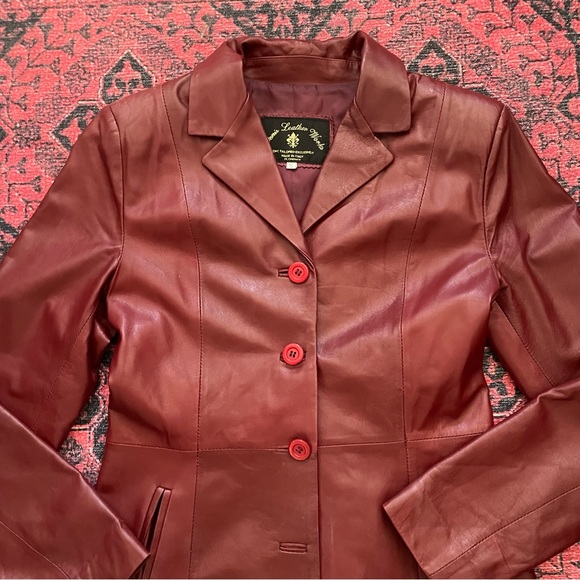vintage red leather jacket / blazer - Picture 2 of 4